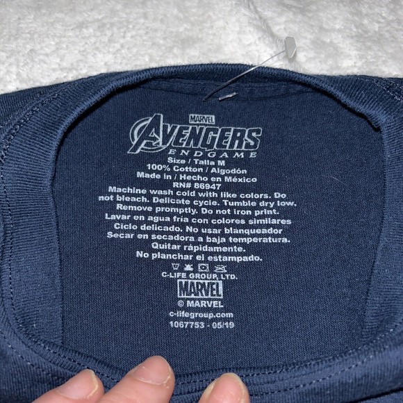 Avengers Endgame T Shirt Medium Navy Blue Unisex - Picture 3 of 4